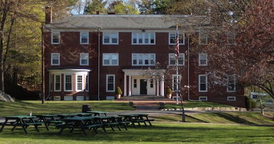 Chapel Hill-Chauncy Hall School